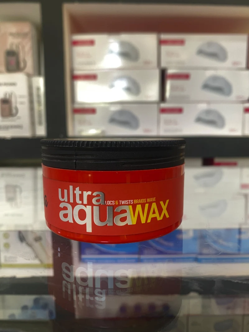 Ultra Aqua Wax in a red tub